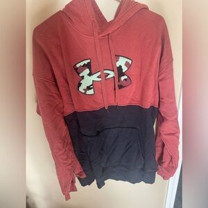Under Armour Sweatshirt